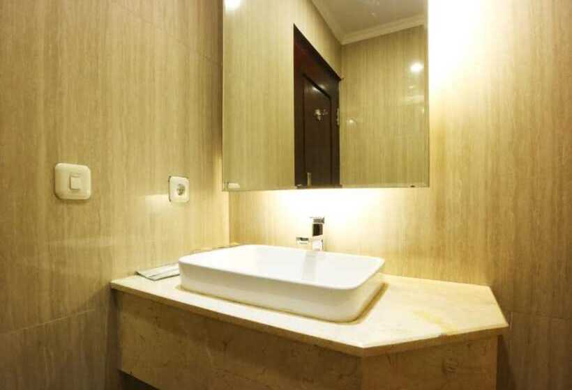 غرفة قياسية, Coins Hotel Jakarta