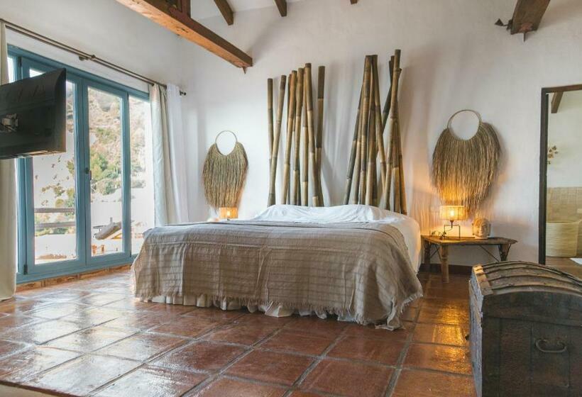 מיטת קינג בסוויטה, B&b Muse Marbella