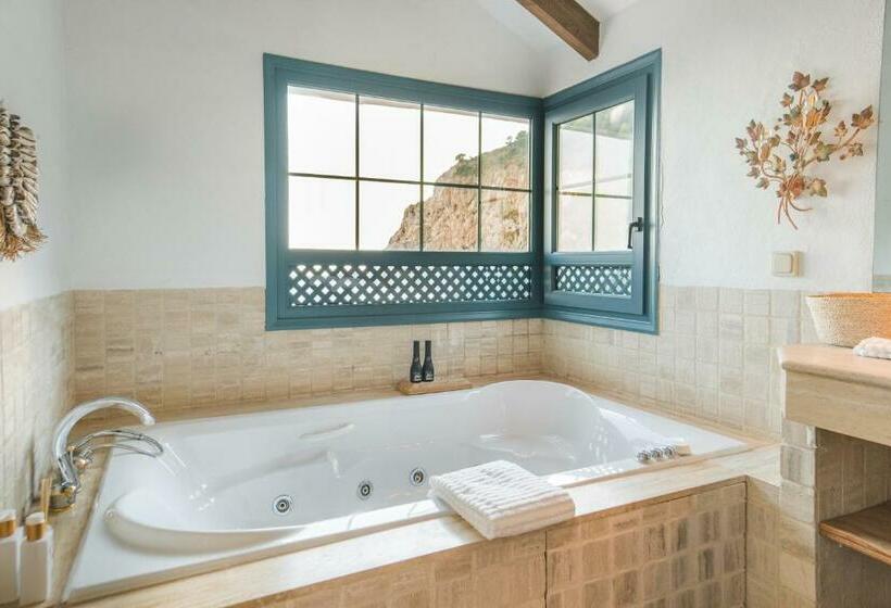 מיטת קינג בסוויטה, B&b Muse Marbella