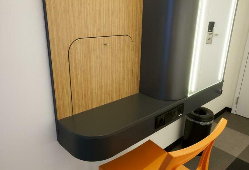 Номер Стандарт, Easyhotel Brussels City Centre