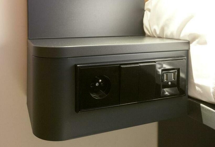 Номер Стандарт, Easyhotel Brussels City Centre