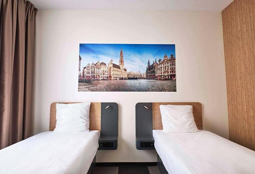Номер Стандарт, Easyhotel Brussels City Centre