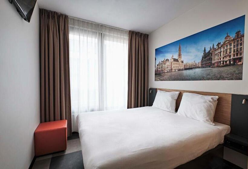 Номер Стандарт, Easyhotel Brussels City Centre
