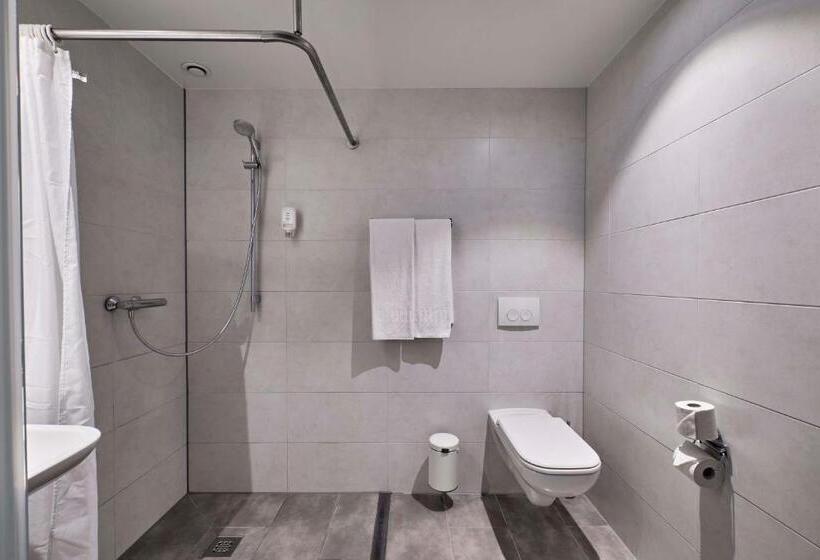 Номер Superior, Easyhotel Brussels City Centre