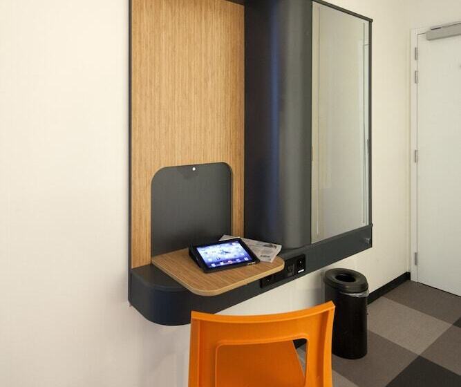 Семейный Номер, Easyhotel Brussels City Centre