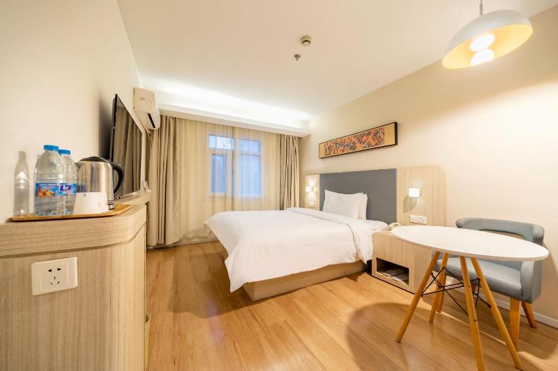 StandaardKamer, Hanting  Shanghai Tangqiao Metro Station