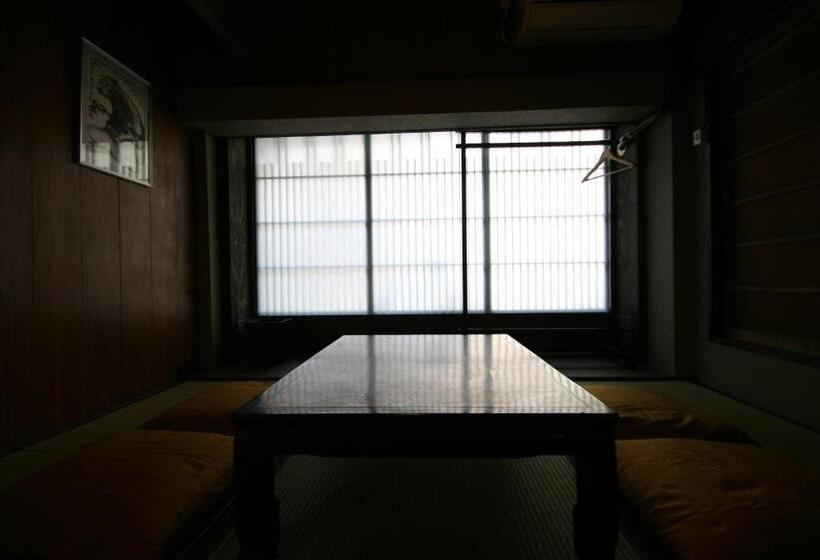 חדר סטנדרט חדר אמבטיה משותף, Haruya Umekoji