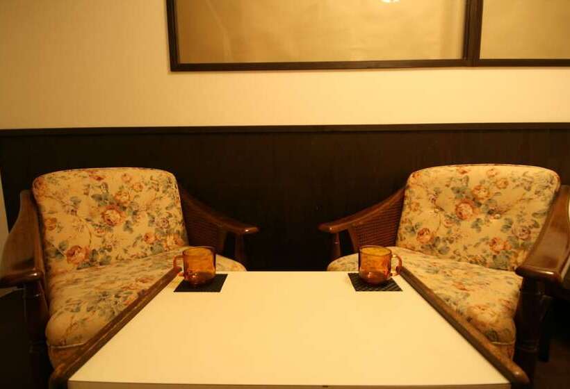 חדר סטנדרט חדר אמבטיה משותף, Haruya Umekoji