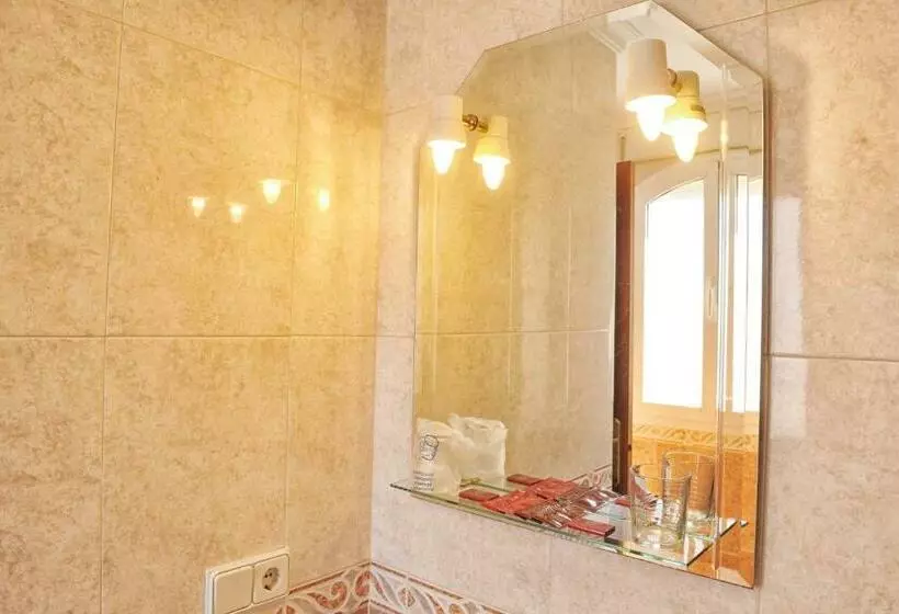 اتاق کلاسیک یک تخته, Hostal Puerto Lepe