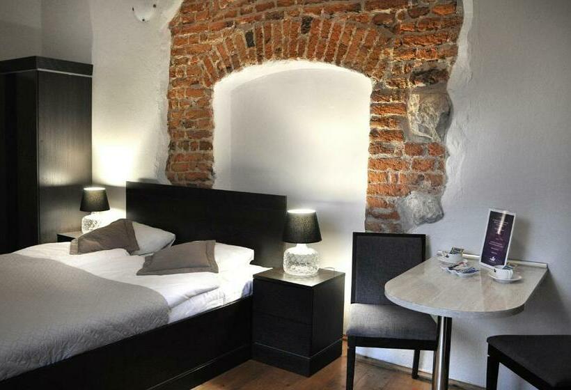 استودیوی استاندارد, Krakow For You Main Square Apartments