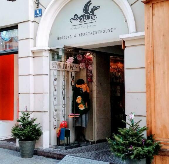 استودیوی استاندارد, Krakow For You Main Square Apartments