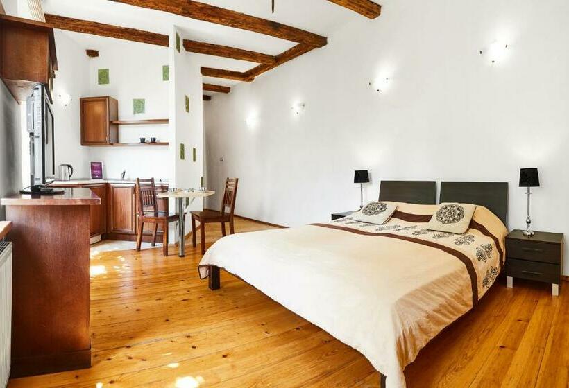 استودیوی استاندارد, Krakow For You Main Square Apartments