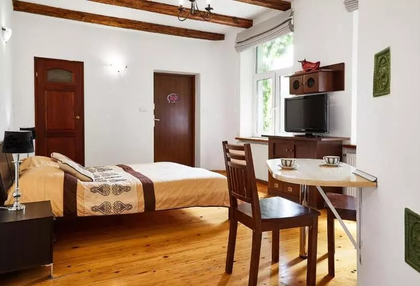 スタンダードスタジオ, Krakow For You Main Square Apartments