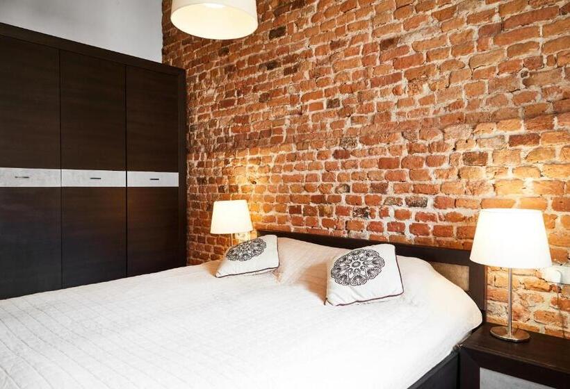 1 Bedroom Apartment City View, Krakow For You Main Square Apartments