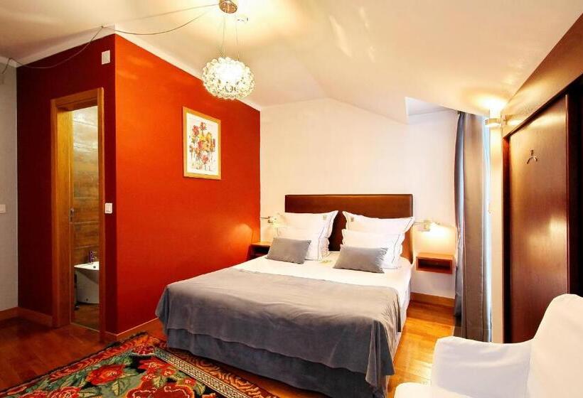 Номер Superior, Mestre De Avis