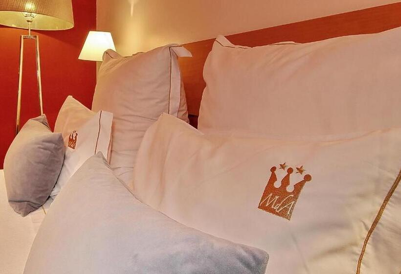 Номер Deluxe, Mestre De Avis