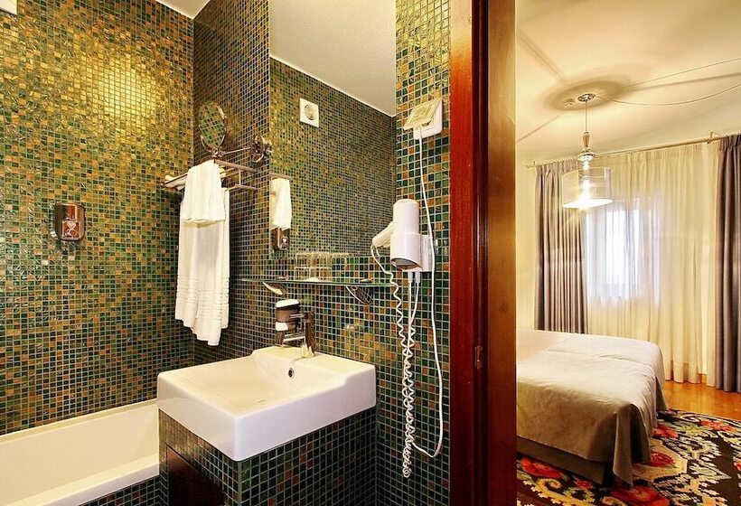 Номер Superior, Mestre De Avis