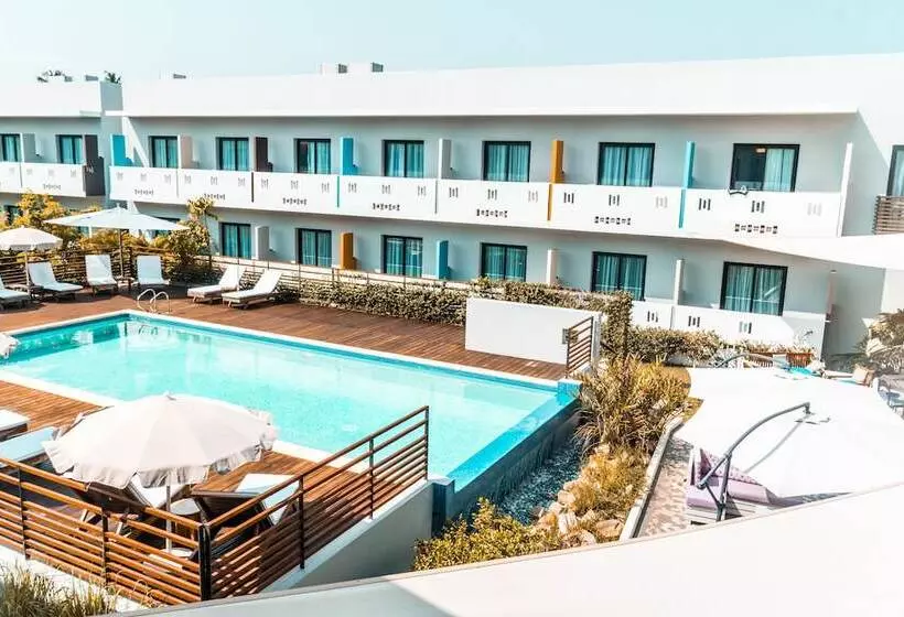 سوییت جونیور, Onomo Hotel Lomé