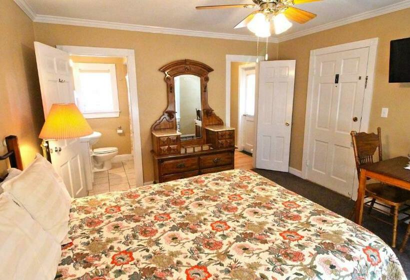 高级寓所标准房间, Peach Tree Inn & Suites