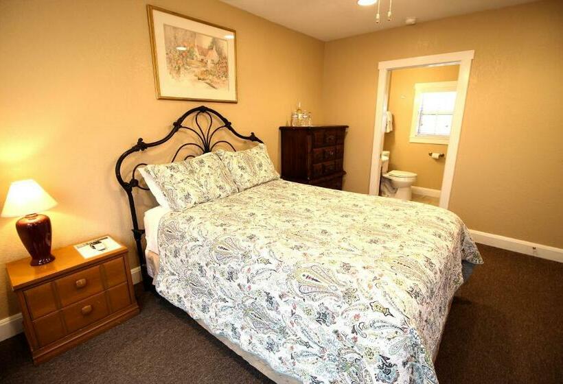 Quarto Standard Andar Superior, Peach Tree Inn & Suites