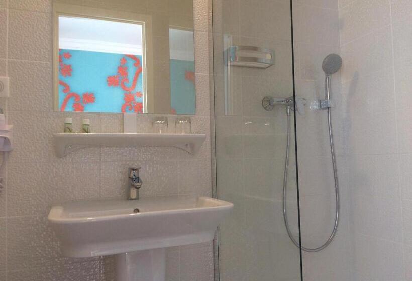 バスタブ付きスーペリアールーム, Villa Rose