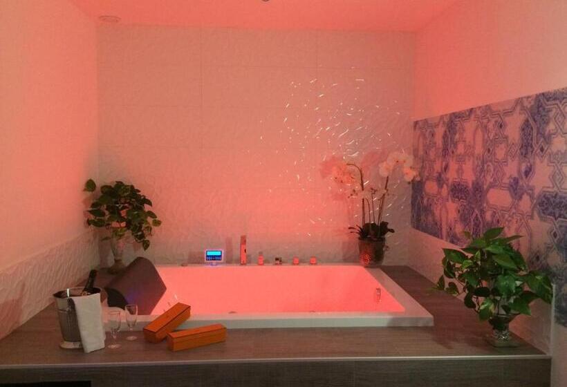 バスタブ付きスタンダードルーム, Villa Rose