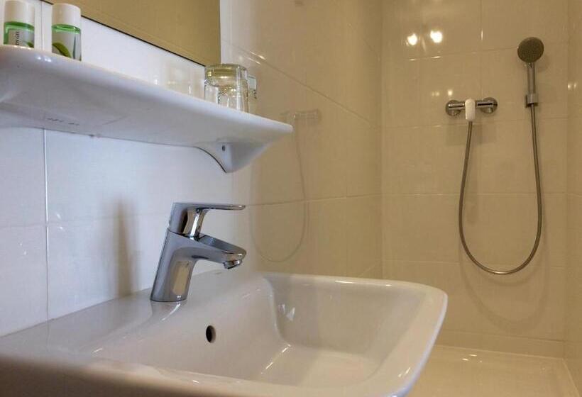 バスタブ付きスーペリアールーム, Villa Rose