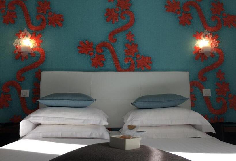 バスタブ付きスーペリアールーム, Villa Rose