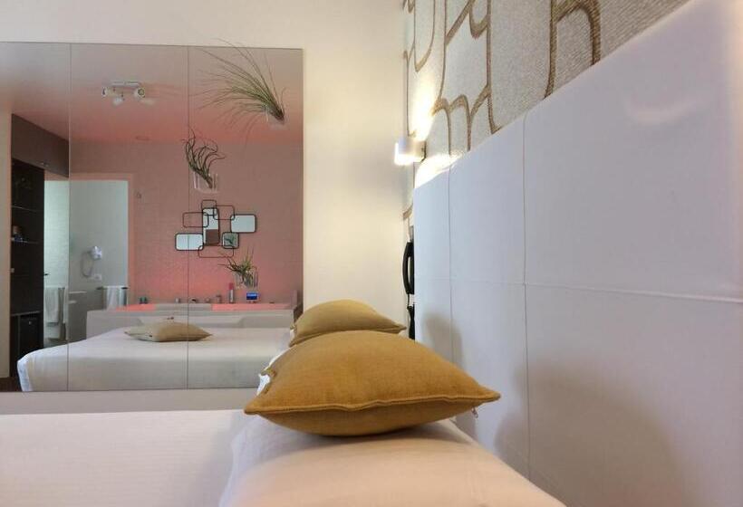 バスタブ付きスタンダードルーム, Villa Rose