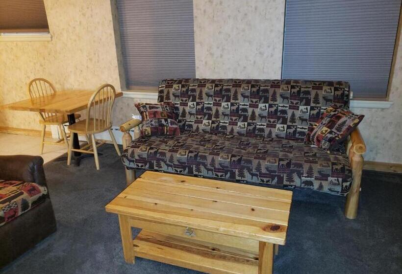 اتاق لوکس, Willard Munger Inn