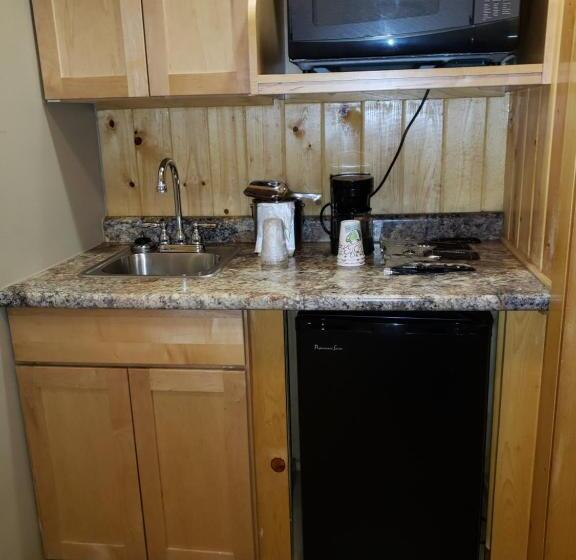 Номер Deluxe, Willard Munger Inn