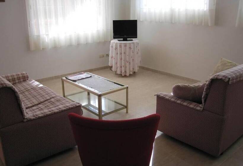 带3个卧室的公寓, Luz De Azahar Bed And Breakfast