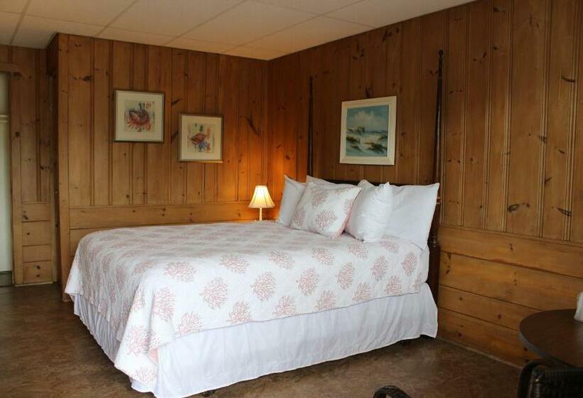 Номер Стандарт, Town & Beach Motel
