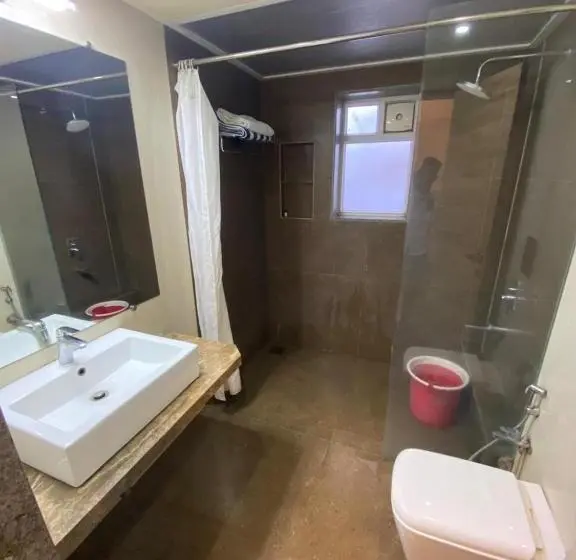 スタンダード４人部屋, Kamal Farm Resort