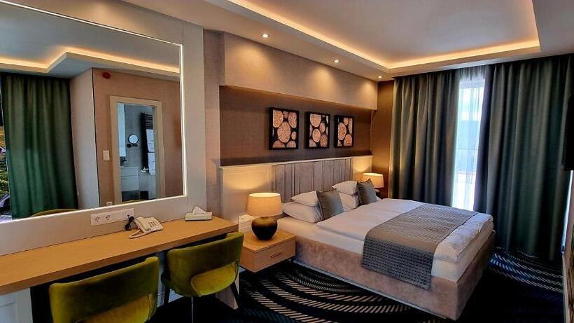 חדר דלוקס, Kőporos Hercegkút