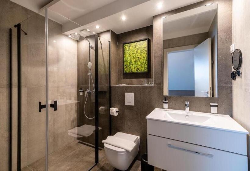 סוויטה משפחתית, Kőporos Hercegkút