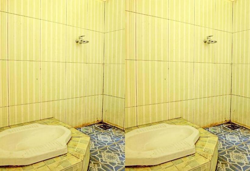 스탠다드 룸, Oyo Life 92936 Kost Teteh Erni Karawang
