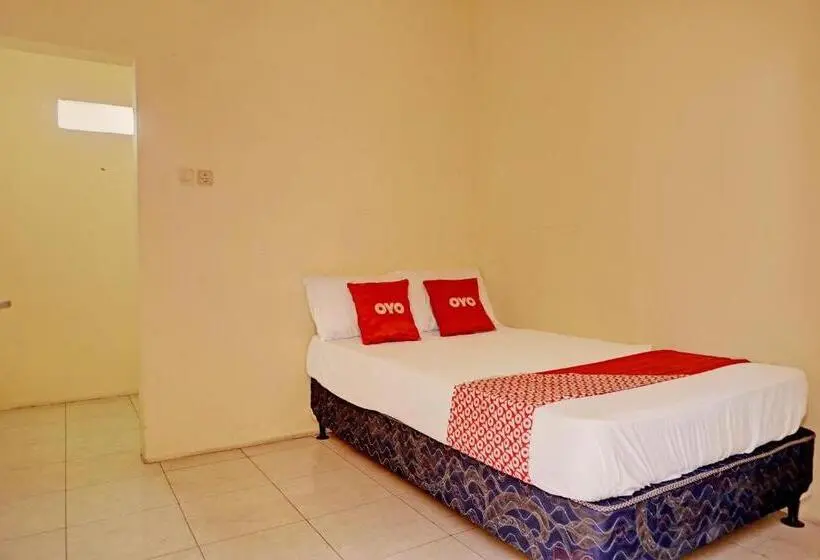 スタンダードルーム, Oyo Life 92936 Kost Teteh Erni Karawang