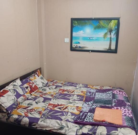 חדר דלוקס, Shree Ambica