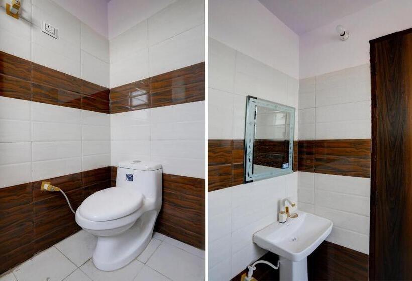 חדר קלאסי לשלושה, Oyo Hotel Moon Light