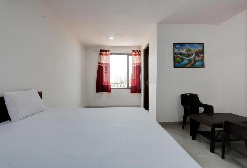 חדר קלאסי לשלושה, Oyo Hotel Moon Light