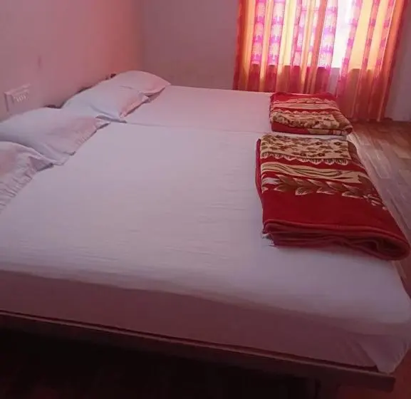 デラックスファミリールーム, Paradise Resort Vattavada, Munnar
