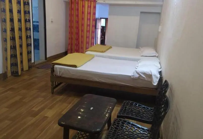 デラックスファミリールーム, Paradise Resort Vattavada, Munnar