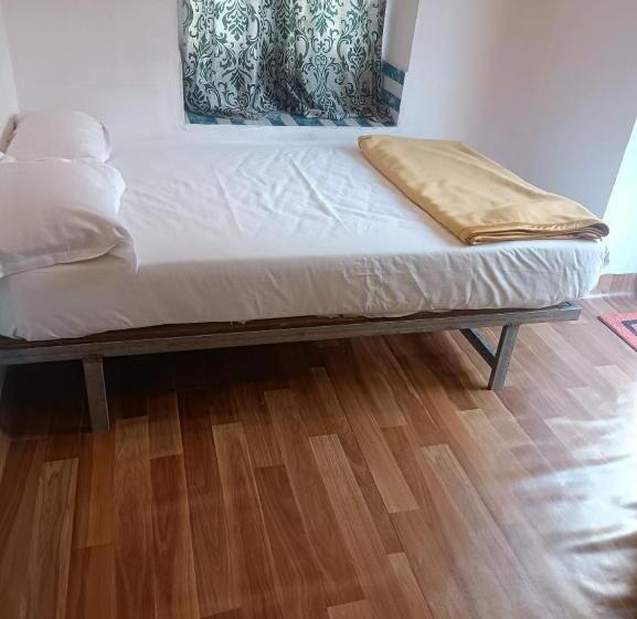 חדר אקונומי, Paradise Resort Vattavada, Munnar