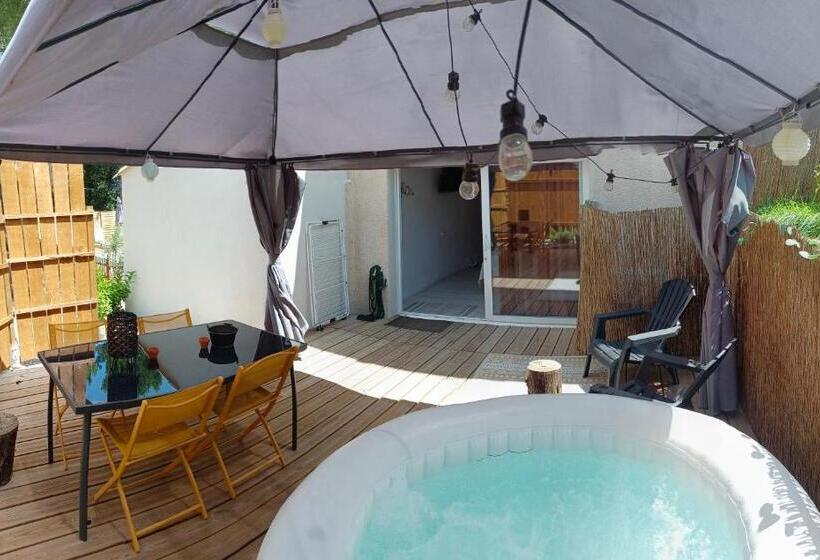 غرفة ديلوكس, L Entre Nous Carcassonne