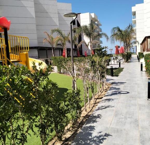 آپارتمان 2 خوابه, منتجع بورتو سعيد السياحى Porto Said Tourist Resort