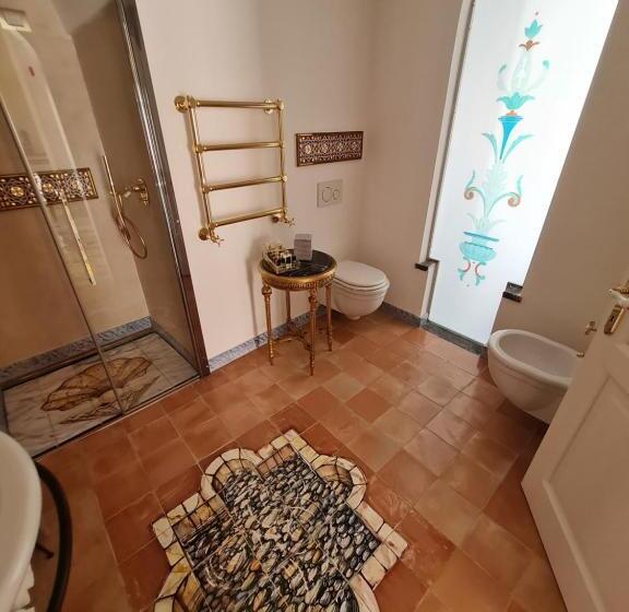 디럭스 룸 킹사이즈 침대, Villa Barluzzi