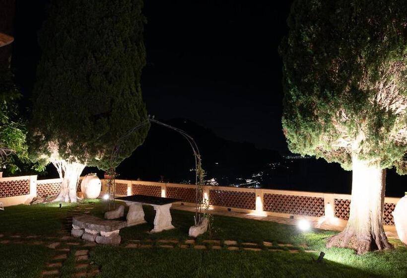 스탠다드 룸 킹사이즈 침대, Villa Barluzzi