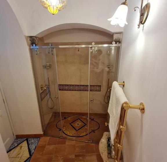 스탠다드 룸 킹사이즈 침대, Villa Barluzzi