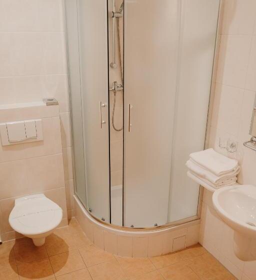 غرفة قياسية, Golf Hotel Austerlitz